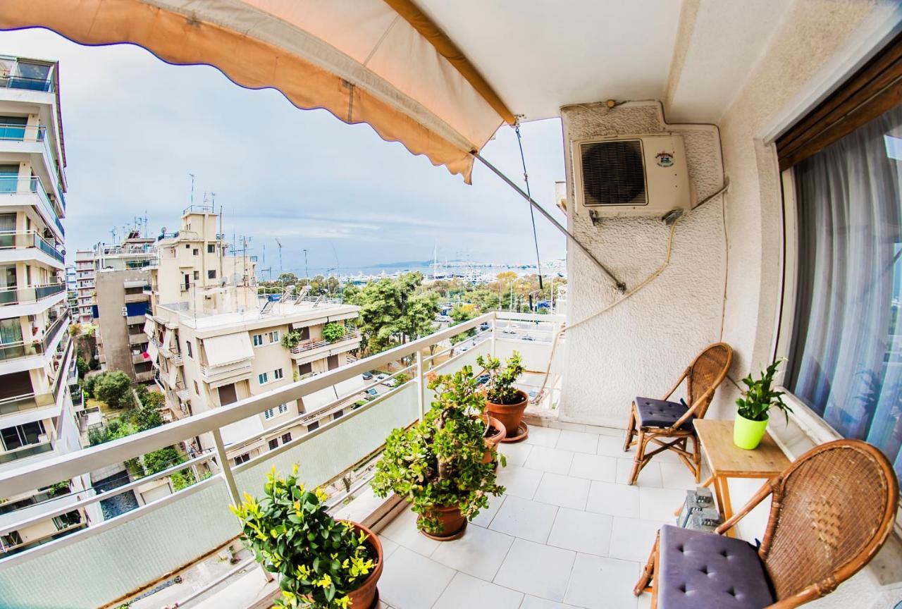 Flisvos Seafront-Marina Apartment アテネ エクステリア 写真
