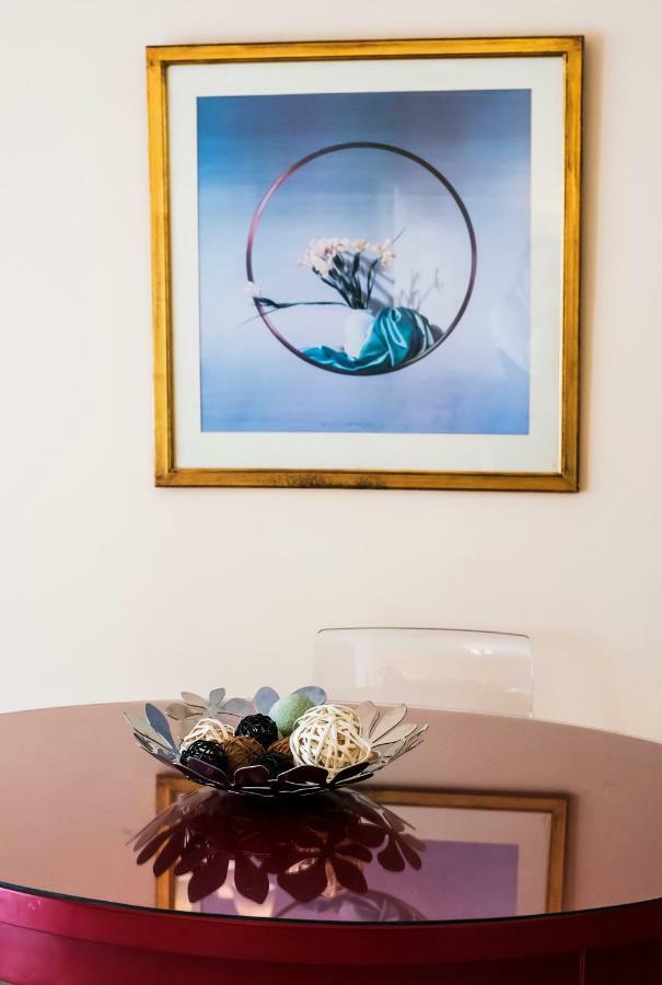 Flisvos Seafront-Marina Apartment アテネ エクステリア 写真