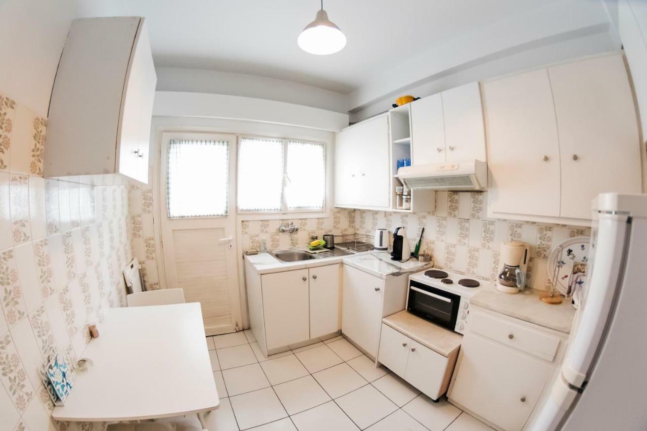 Flisvos Seafront-Marina Apartment アテネ エクステリア 写真